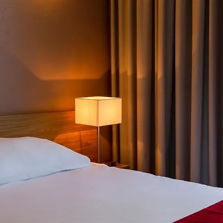 Hotell The Originals City, Le Sextant, Toulouse Sud 3*