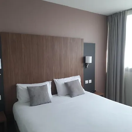 ホテル The Originals City, Le Sextant, Toulouse Sud 3*