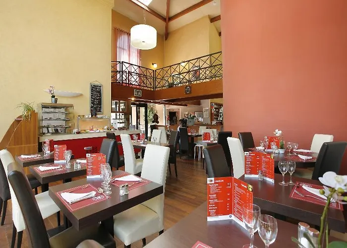 Hotel The Originals City, Le Sextant, Toulouse Sud Labege