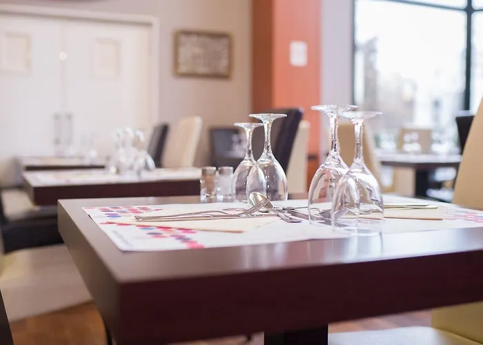 Hotell The Originals City, Le Sextant, Toulouse Sud Labège