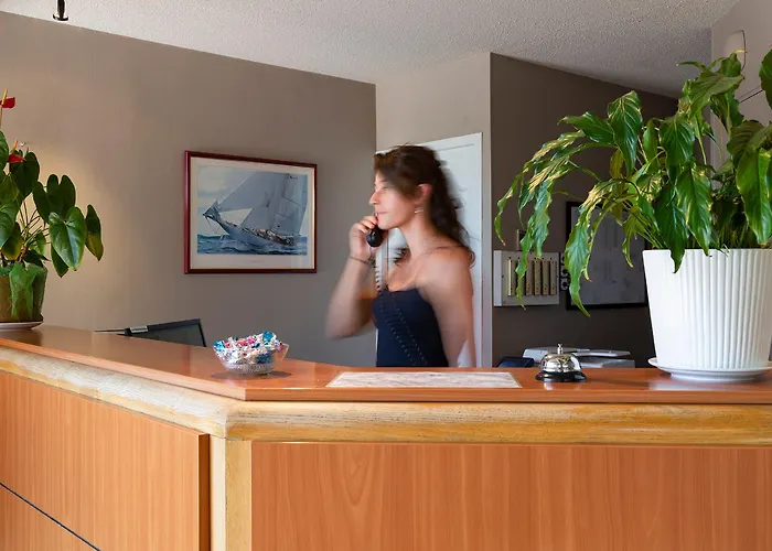 Hotel The Originals City, Le Sextant, Toulouse Sud 3*