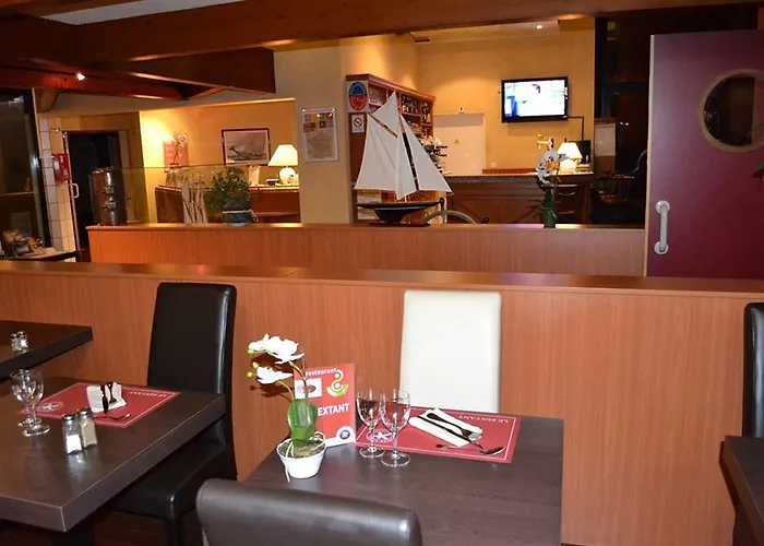 Hotel The Originals City, Le Sextant, Toulouse Sud Labège